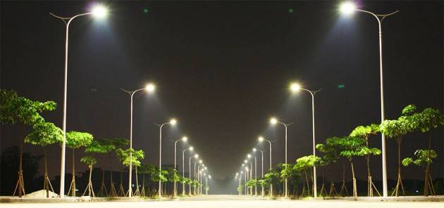 Bergamo - Gia’ installate 4000 luci a led a Bergamo, a luglio saranno 15mila