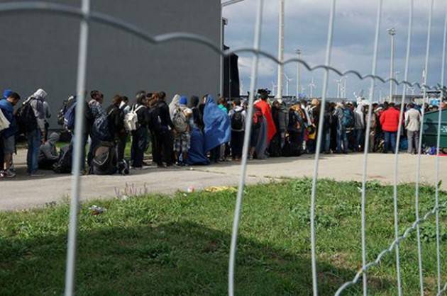 Quaranta famiglie milanesi disposte ad ospitare rifugiati