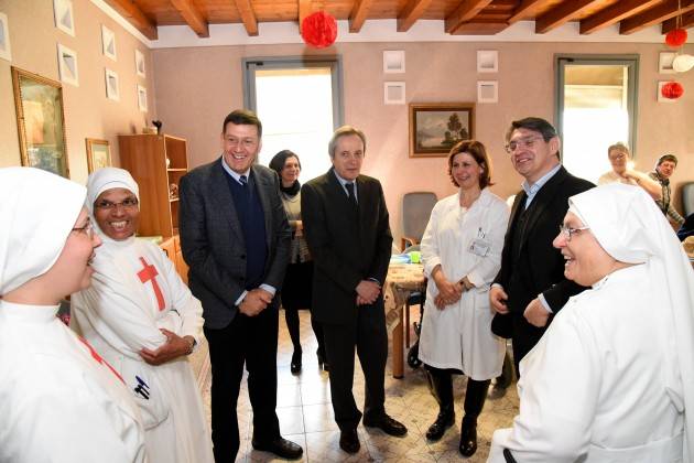 Brescia - Visita del Sindaco Del Bono presso la casa di riposo San Giuseppe