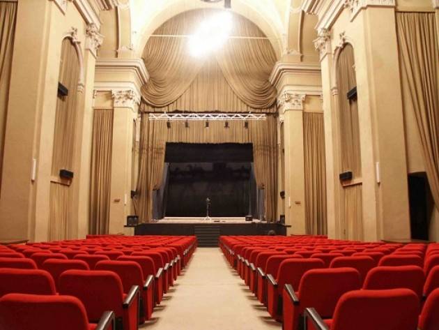 Lodi - Sono nata il ventitre al Teatro alle Vigne