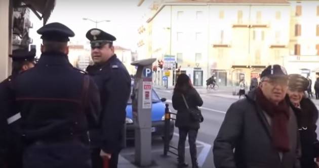 Cremona Un flop il corteo dei Centri sociali Città blindata, nessun incidente di Gian Carlo Storti