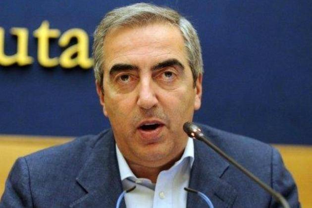 Il punto di Rosario Amico Roxas. Quando Gasparri non sa tacere