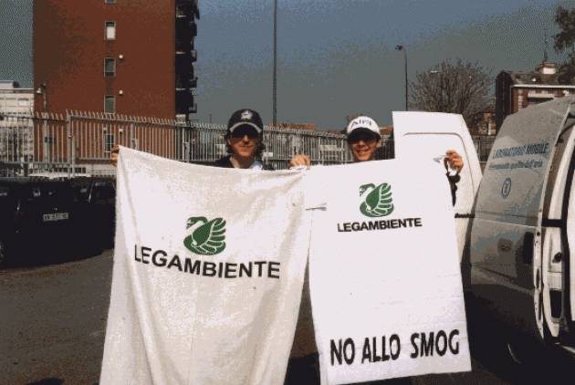 Allarme smog a Cremona , il Sindaco ha firmato l'ordinanza: limitazione della circolazione e temperature negli ambienti