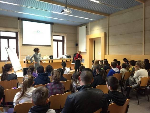 La raccolta differenziata sarà completata anche in tutte le scuole di Cremona