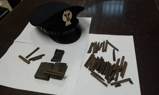Brescia - Operazione straordinaria in stazione: 3 persone fermate e 96 grammi di hashish sequestrati (01/02/16)