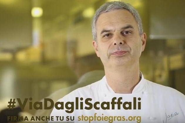 Lo chef Pietro Leemann contro il foie gras per la campagna #ViaDagliScaffali