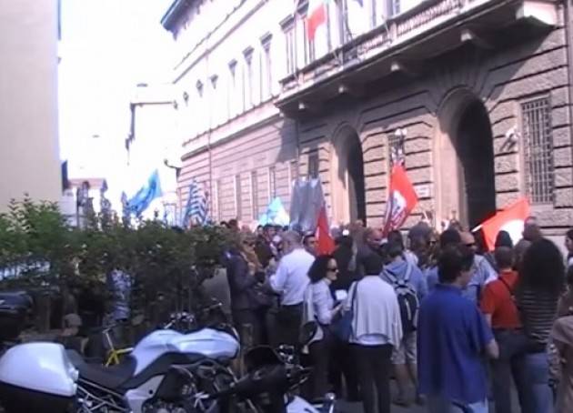 Mobilitazione del Precari anche a Cremona Intervista telefonica a Valenti Laura (Scuola Cgil)