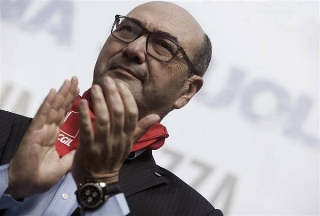 Ricerca: Pantaleo (Flc), ministro Giannini faccia autocritica