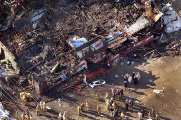 Accadde Oggi 20 febbraio 2003 - 100 morti: Incendio del nightclub The Station durante un concerto del gruppo musicale statunitense Great White