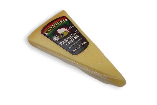 Segatura nel ‘Parmesan’ statunitense, il Parmigiano Reggiano scende in campo