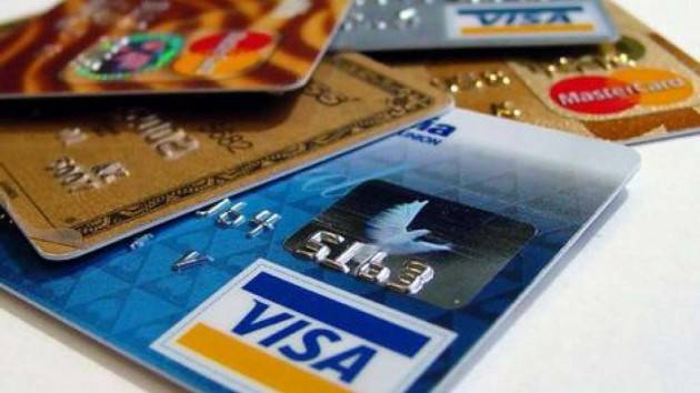 Milano - Arrestati 2 bulgari per uso fraudolento di carte i credito