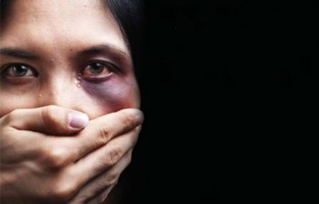 Lecco - Ubriaco importuna una ragazza in centro