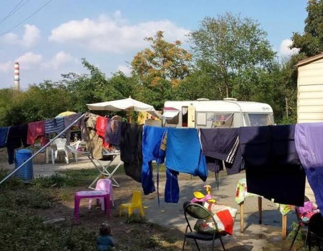 Milano - Via Idro. Terminato il trasloco, chiuso il campo rom