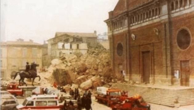 Pavia - 17 marzo 1989: la Torre Civica crolla