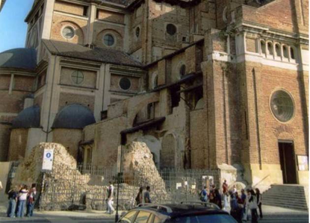 Pavia - 17 marzo 1989: la Torre Civica crolla