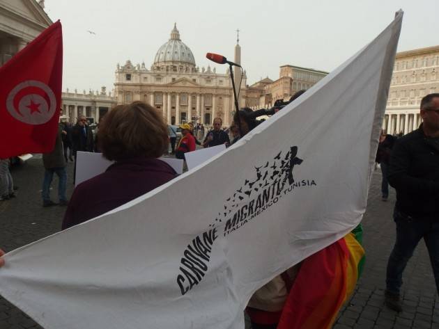 Pianeta migranti. Riace tappa delle Carovane Migranti (Video)