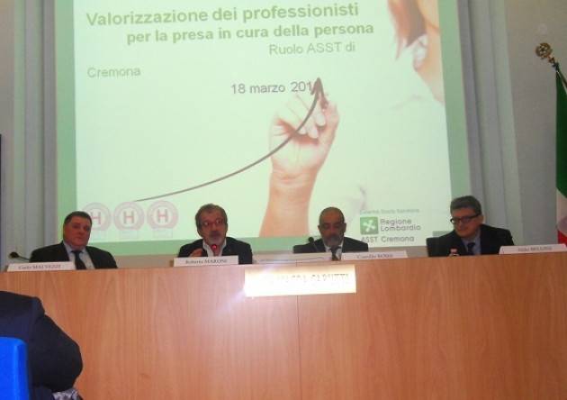 Asst  Il Presidente Regione Lombardia Roberto Maroni in visita all'Ospedale  di Cremona