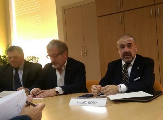 Asst  Il Presidente Regione Lombardia Roberto Maroni in visita all'Ospedale  di Cremona
