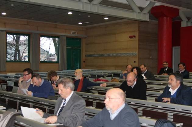 Cremona Obiettivo: riduzione di suolo del 20% - 25% per la residenza al 2020