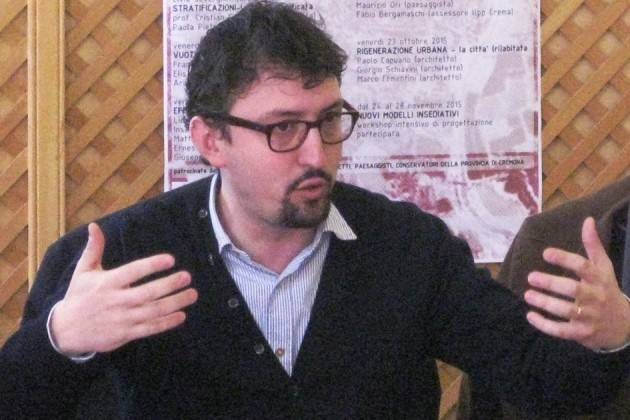 Crema, caratteristiche del servizio igiene urbano: Piloni si rivolge a SCRP