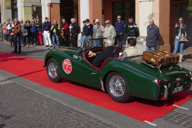 Piacenza, il Club Automotoveicoli d’Epoca presenta il Trofeo del Grande Fiume