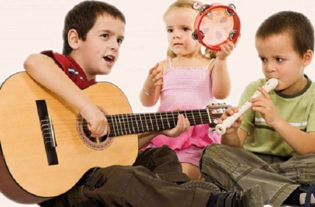 ‘Ce’ Lo abbiamo tolto, sai…ai bambini, il piacere della sorpresa! Di Giorgino Carnevali (Cremona)