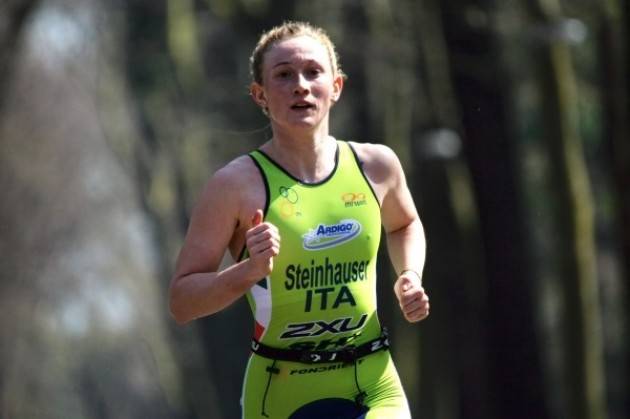 Verena Steinhauser è terza in Coppa Europa In Azzurro, l’atleta del team Stradivari sul podio a Melilla, in Spagna.