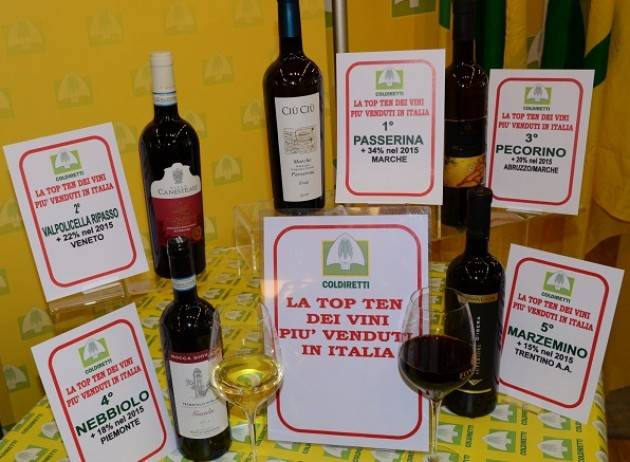 Vino . Coldiretti, da Passerina a Vernaccia ecco Top Ten Vendite