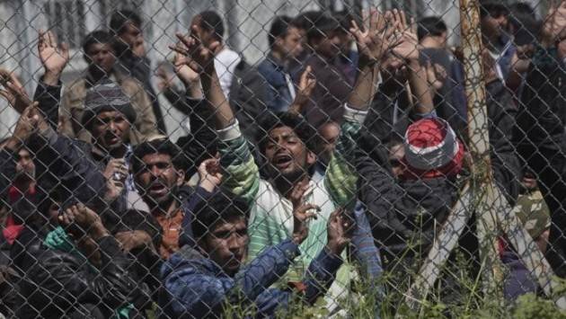 Pianeta Migranti ‘Barbaro e disumano è chi li respinge’