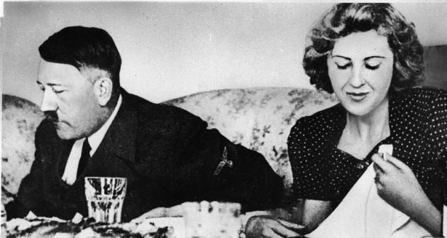 Accadde Oggi #29aprile 2 matrimoni famosi: 1945 - Adolf Hitler sposa Eva Braun 2011 -  William del Galles sposa Kate Middleton (Video Pavarotti)
