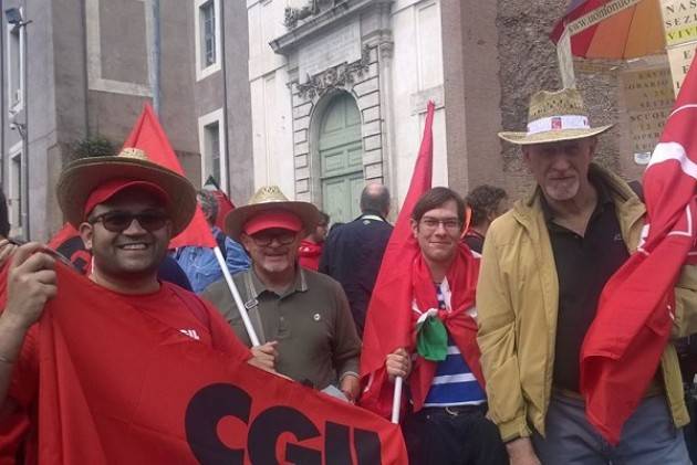 Roma La delegazione della Cgil di Cremona alla manifestazione contro il TTIP