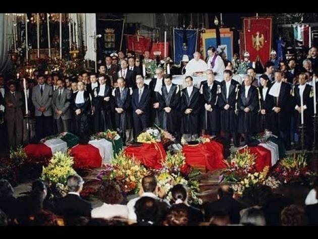 AccaddeOggi  #25maggio 1992 - Si celebrano i funerali di Giovanni Falcone 