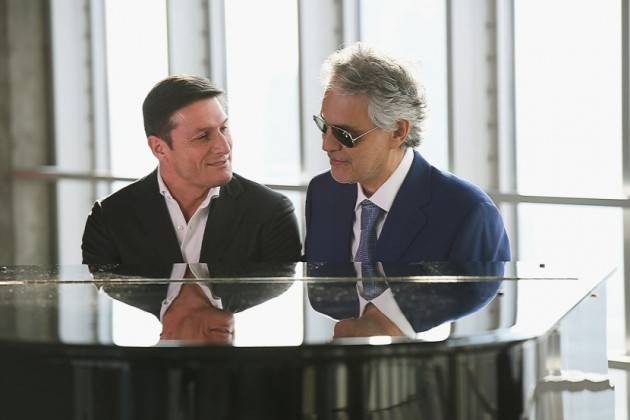 Milano - Ci sarà anche Pelé, nella Bocelli and Zanetti Night