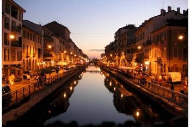 Milano -  Via Ascanio Sforza torna pedonale per l’estate