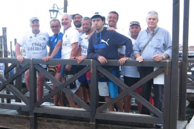 VOGA SOLIDALE: da Venezia un messaggio di solidarietà soggetti affetti da autismo