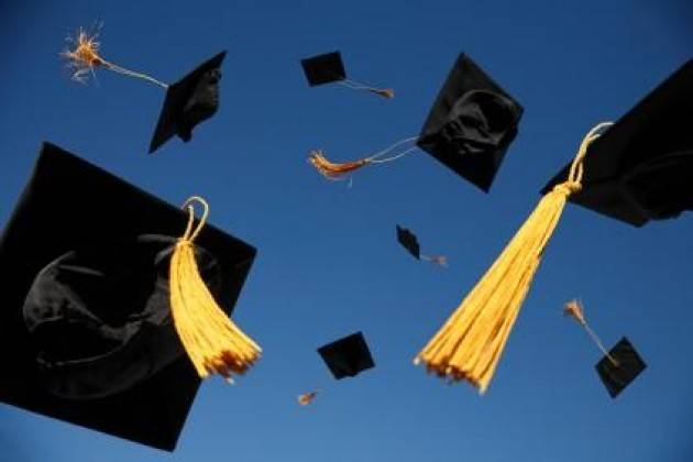 Brescia -  Festa di Laurea in piazza. Consegna dei Diplomi di Laurea Magistrale