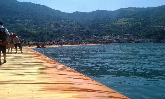 2 Webcam  in diretta sulla Passerella di Christo - The Floating Piers