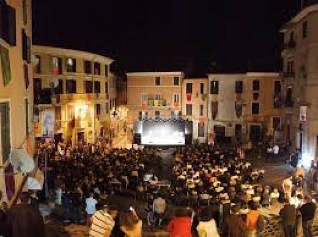 A Brescia Teatro in Piazza - Le cinque stagioni