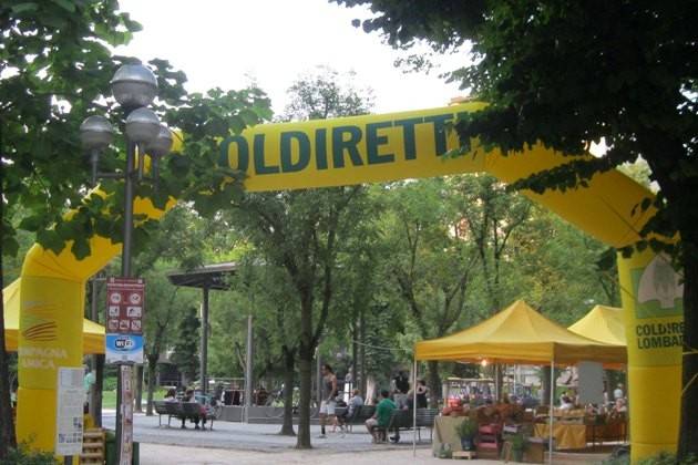 Cremona, il Mercato di Campagna Amica torna ai Giardini Pubblici di Piazza Roma