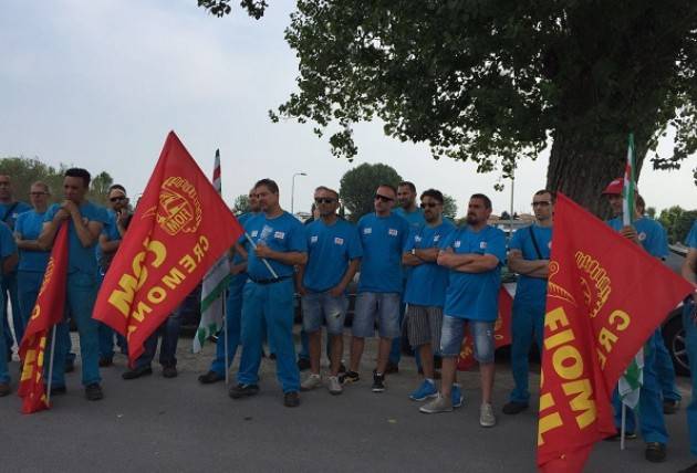Cremona I lavoratori della Maschio (ex Feraboli) in sciopero di solidarietà con i colleghi di Reggio Emilia