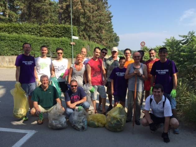 #acremonacitengo ha pulito il lungo Po Europa
