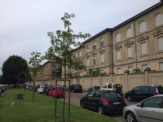 Ospedale militare di Baggio come centro di raccolta per gli immigrati in arrivo a Milano