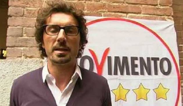 Danilo Toninelli (M5S) interroga il Governo sullo scandalo terra dei fanghi lombarda