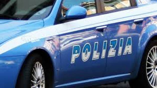 Litiga con la ragazza e viene denunciato per spaccio di stupefacenti.