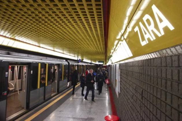 Ultima ora Milano la MM gialla bloccata fra Sondrio e Maciachini e la lilla tra Isola e Marche