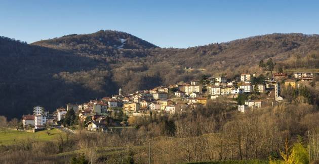 Mercatino Enogastronomico della Certosa di Pavia in trasferta Rezzago 