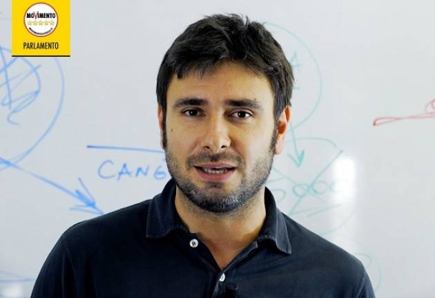 M5S Di Battista a Desenzano per il NO al Referendum