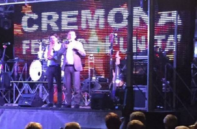 Successo dell’iniziativa per il SI con Ettore Rosato alla Festa dell’Unità  di Cremona che prosegue fino al 29 agosto