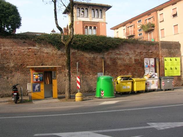 Cremona Proposta per illuminare le vecchie mura medievali zona Porta Mosa-Via Giordano. di Daniele Disingrini 