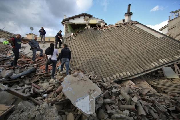 Solidarietà Terremoto Una cena per 5000 persone nel centro di Bergamo